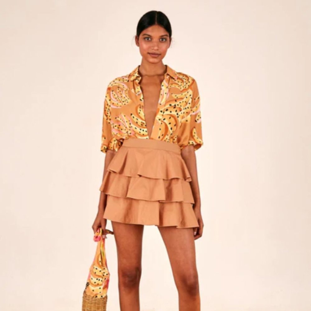 Caramel Raining Bananas Unisex Shirt